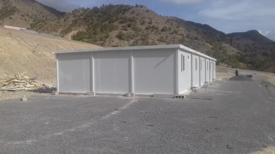 Base de vie modulaire sur dalle en Côte d'Ivoire