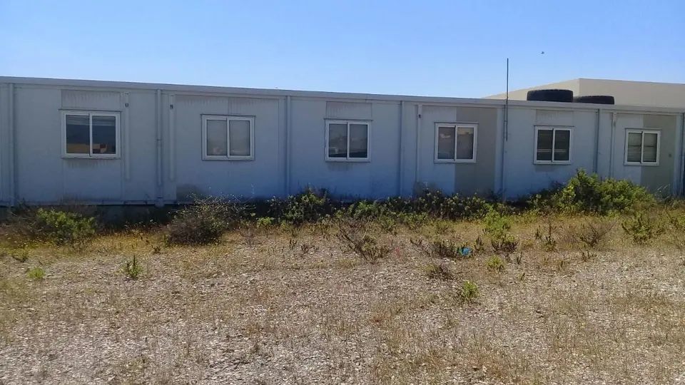 Base de vie sur plancher démontée à Tétouan et remontée à Guersif par SLOTIM pour Sintram (2017)